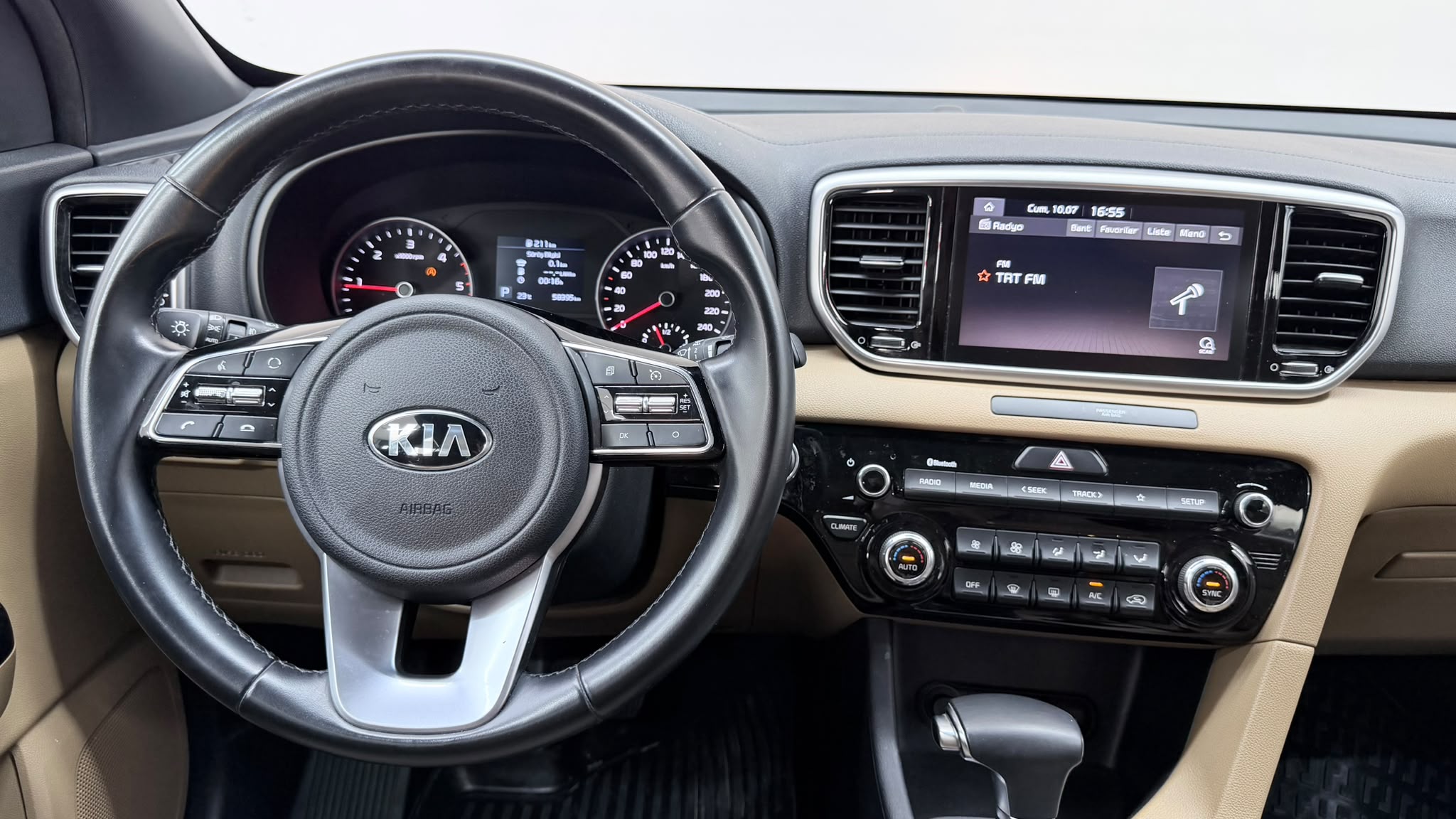 KIA SPORTAGE 9